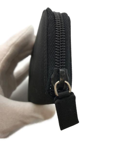 PRADA（プラダ）PRADA (プラダ) ラウンドファスナー6連キーケース ブラックの古着・服飾アイテム