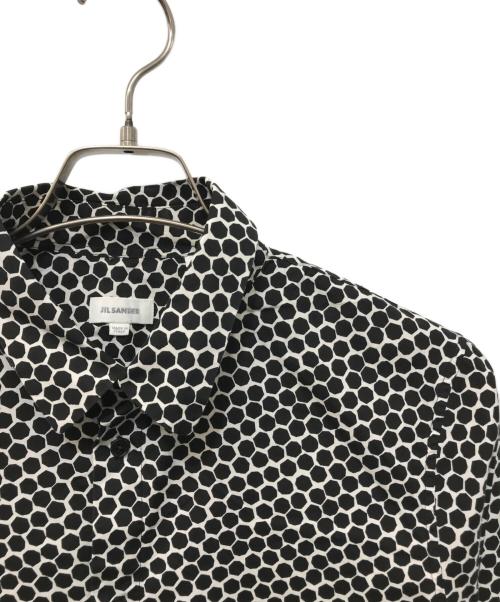 JIL SANDER（ジルサンダー）JIL SANDER (ジルサンダー) 総柄シャツ ブラック×ホワイト サイズ:40の古着・服飾アイテム