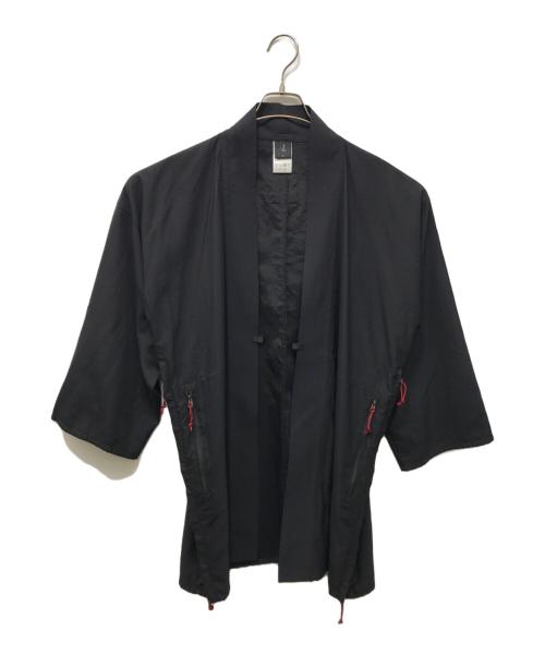 凌 SHINOGI（シノギ）凌 SHINOGI (シノギ) ソフトシェルジャケット ブラック サイズ:Mの古着・服飾アイテム