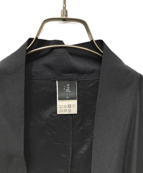 凌 SHINOGI（シノギ）凌 SHINOGI (シノギ) ソフトシェルジャケット ブラック サイズ:Mの古着・服飾アイテム