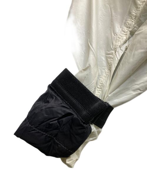 STONE ISLAND（ストーンアイランド）STONE ISLAND (ストーンアイランド) 中綿 パッカブル ジャケット グレー サイズ:Sの古着・服飾アイテム