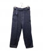 COMOLIコモリ）の古着「デニムベルテッドパンツ」｜インディゴ