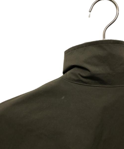 SOFTHYPHEN（ソフトハイフン）SOFTHYPHEN (ソフトハイフン) ZIP POCKET BENCH JACKET オリーブ サイズ:04の古着・服飾アイテム