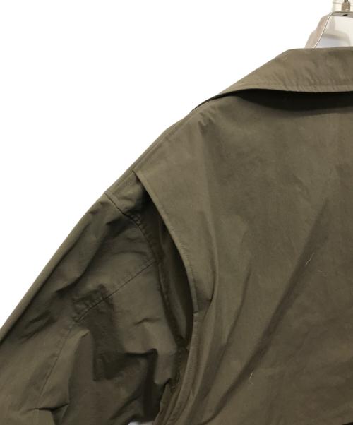 SOFTHYPHEN（ソフトハイフン）SOFTHYPHEN (ソフトハイフン) ZIP POCKET BENCH JACKET オリーブ サイズ:04の古着・服飾アイテム