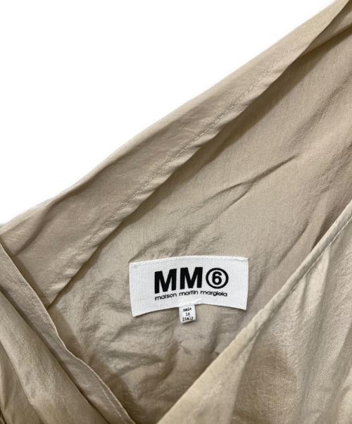 MM6 Maison Margiela（エムエムシックスメゾンマルジェラ）MM6 Maison Margiela (エムエムシックスメゾンマルジェラ) アシンメトリーシルクワンピース ベージュ サイズ:L(42)の古着・服飾アイテム