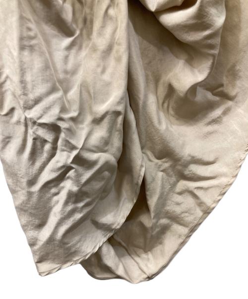 MM6 Maison Margiela（エムエムシックスメゾンマルジェラ）MM6 Maison Margiela (エムエムシックスメゾンマルジェラ) アシンメトリーシルクワンピース ベージュ サイズ:L(42)の古着・服飾アイテム