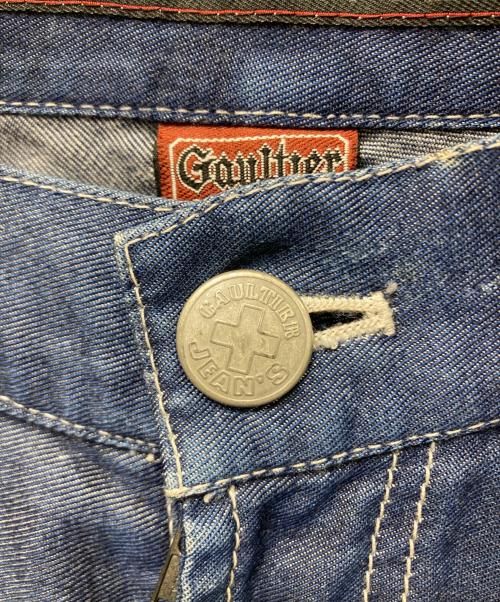 GAULTIER JEANS（ゴルチエジーンズ）GAULTIER JEANS (ゴルチエジーンズ) 刺繍フレアパンツ インディゴ サイズ:64の古着・服飾アイテム