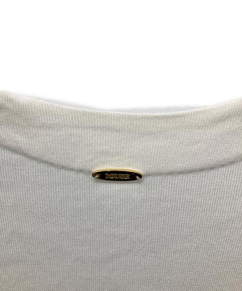 MUSE de Deuxieme Classe（ミューズ ドゥーズィエム クラス）MUSE de Deuxieme Classe (ミューズ ドゥーズィエム クラス) shake code ショートカーディガン ホワイト サイズ:不明の古着・服飾アイテム