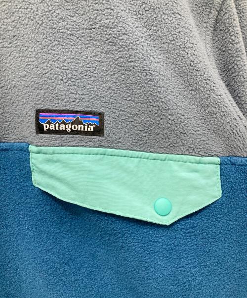 Patagonia（パタゴニア）Patagonia (パタゴニア) ライトウェイトシンチラスナップTプルオーバー グレー×ブルー サイズ:Lの古着・服飾アイテム