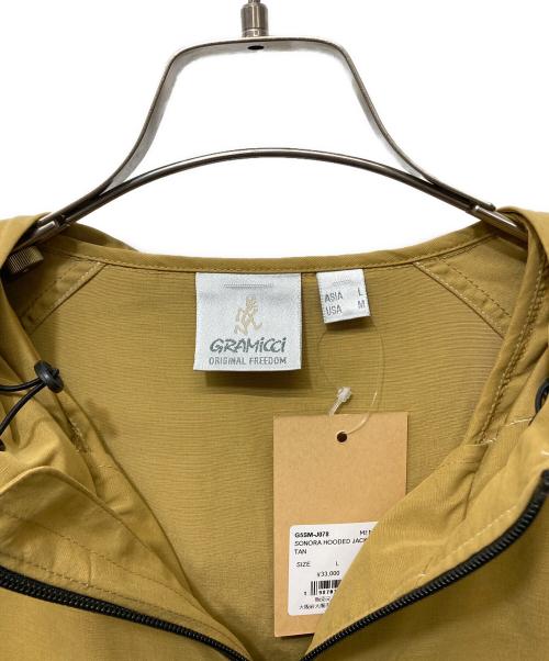 GRAMICCI（グラミチ）GRAMICCI (グラミチ) SONORA HOODED JACKET マスタード サイズ:L 未使用品の古着・服飾アイテム