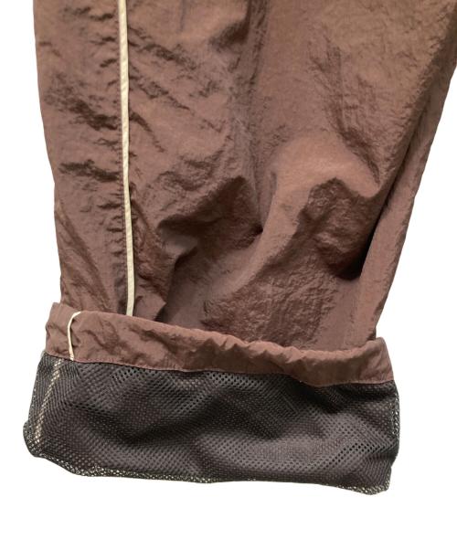 UMBRO（アンブロ）UMBRO (アンブロ) FREAK'S STORE (フリークストア) 別注ナイロンパンツ ブラウン×ベージュ サイズ:M 未使用品の古着・服飾アイテム