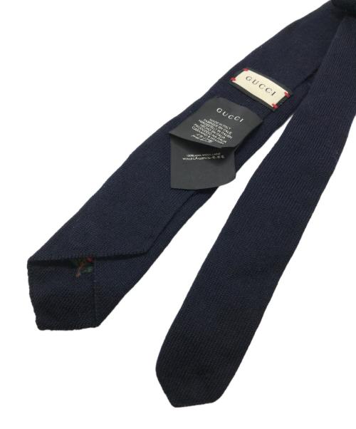 GUCCI（グッチ）GUCCI (グッチ) エンブロイダリー ウールニット タイ ネイビー サイズ:不明の古着・服飾アイテム