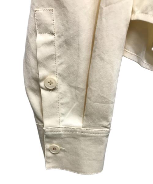 TODAYFUL（トゥデイフル）TODAYFUL (トゥデイフル) Over Shoulder Shirts ベージュ サイズ:FREE 未使用品の古着・服飾アイテム