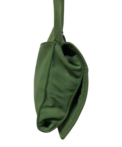 MIU MIU（ミュウミュウ）MIU MIU (ミュウミュウ) フラップショルダーバッグ グリーンの古着・服飾アイテム
