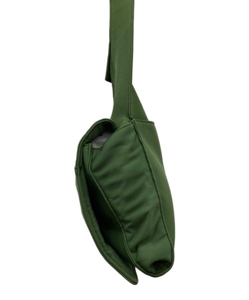 MIU MIU（ミュウミュウ）MIU MIU (ミュウミュウ) フラップショルダーバッグ グリーンの古着・服飾アイテム