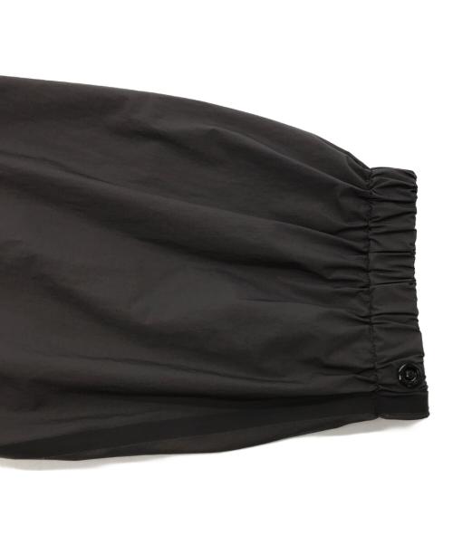 YOKE（ヨーク）YOKE (ヨーク) MINIMAL RAIN COAT グレー サイズ:3の古着・服飾アイテム