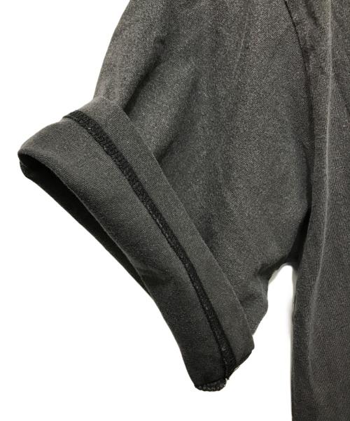 JUN（ジュン）JUN (ジュン) NETFLIX (ネットフリックス) 「地面師たち」Original Graphic SS T-Shirt グレー サイズ:Lの古着・服飾アイテム