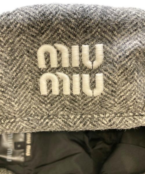 MIU MIU（ミュウミュウ）MIU MIU (ミュウミュウ) ヘリンボーンツイードベレー帽 グレーの古着・服飾アイテム