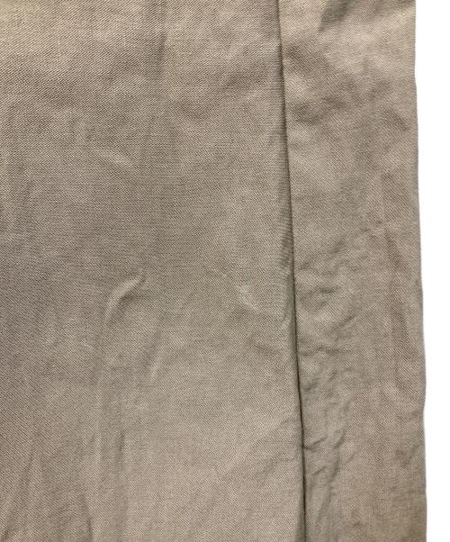 MUSE de Deuxieme Classe（ミューズ ドゥーズィエム クラス）MUSE de Deuxieme Classe (ミューズ ドゥーズィエム クラス) STRETCH TWILL B/FLARE スカート カーキ サイズ:36の古着・服飾アイテム