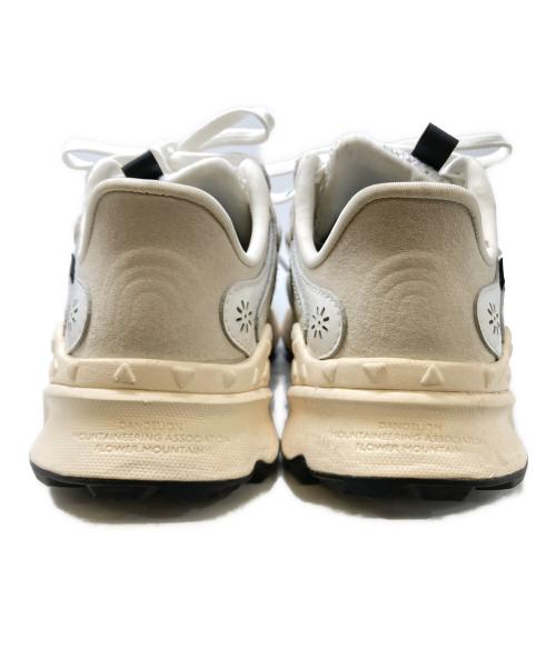 Flower MOUNTAIN（フラワーマウンテン）Flower MOUNTAIN (フラワーマウンテン) NAPE (NAPE) TIGER HILL ホワイト サイズ:US8.5の古着・服飾アイテム