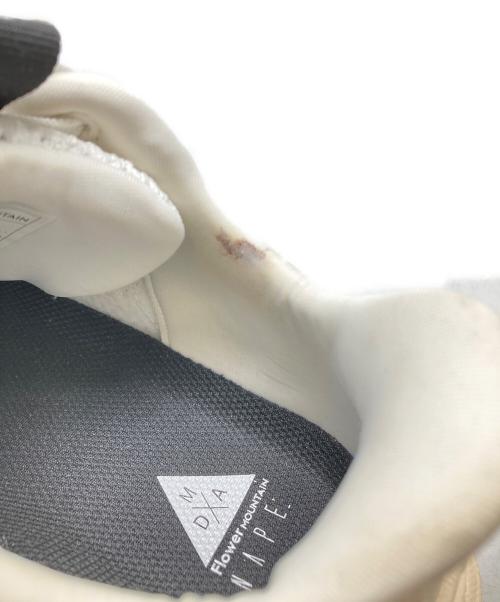 Flower MOUNTAIN（フラワーマウンテン）Flower MOUNTAIN (フラワーマウンテン) NAPE (NAPE) TIGER HILL ホワイト サイズ:US8.5の古着・服飾アイテム