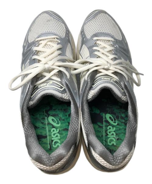 asics（アシックス）asics (アシックス) GEL-KAYANO 14 ベージュ サイズ:29の古着・服飾アイテム