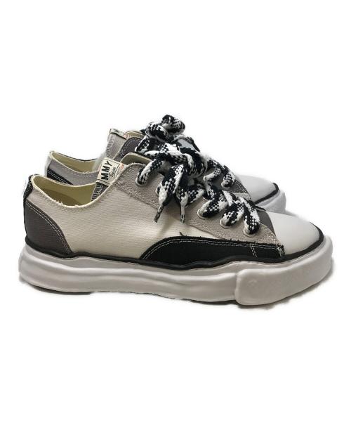 Maison MIHARA YASUHIRO（メゾン ミハラ ヤスヒロ）Maison MIHARA YASUHIRO (メゾン ミハラ ヤスヒロ) original sole multi color canvas lowcut sneaker ブラック×ホワイト サイズ:8.5の古着・服飾アイテム