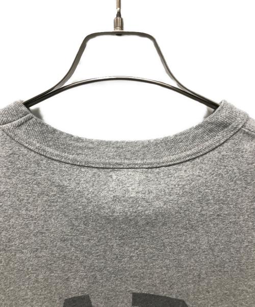 blurhms ROOTSTOCK（ブラームスルーツストック）blurhms ROOTSTOCK (ブラームスルーツストック) Military Tee グレー サイズ:Freeの古着・服飾アイテム