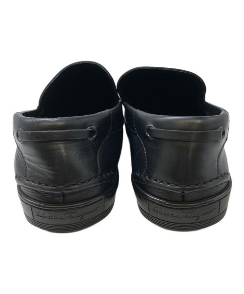 Salvatore Ferragamo（サルヴァトーレ フェラガモ）Salvatore Ferragamo (サルヴァトーレ フェラガモ) レザーデッキシューズ ブラック サイズ:7 1/2の古着・服飾アイテム