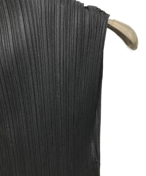 PLEATS PLEASE（プリーツプリーズ）PLEATS PLEASE (プリーツプリーズ) プリーツ ハイネック ノースリーブ トップス ブラック サイズ:3の古着・服飾アイテム