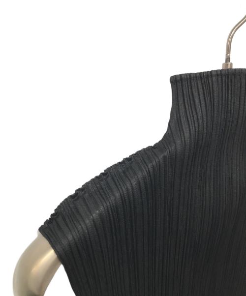 PLEATS PLEASE（プリーツプリーズ）PLEATS PLEASE (プリーツプリーズ) プリーツ ハイネック ノースリーブ トップス ブラック サイズ:3の古着・服飾アイテム