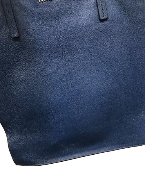 MIU MIU（ミュウミュウ）MIU MIU (ミュウミュウ) マドラス トートバッグ ネイビーの古着・服飾アイテム