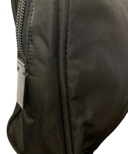 PRADA（プラダ）PRADA (プラダ) ナイロンハンドバッグ ブラックの古着・服飾アイテム