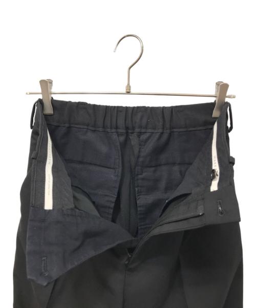 MARKAWARE（マーカウェア）MARKAWARE (マーカウェア) ORGANIC WOOL TROPICAL PEGTOP TROUSERS ブラック サイズ:1の古着・服飾アイテム