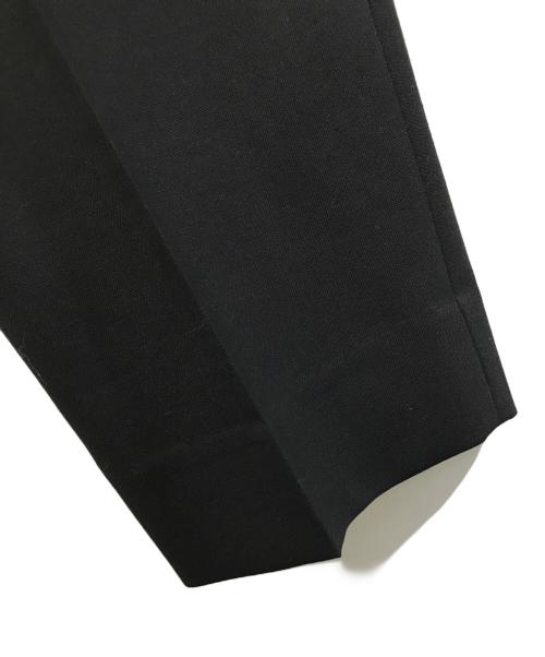 MARKAWARE（マーカウェア）MARKAWARE (マーカウェア) ORGANIC WOOL TROPICAL PEGTOP TROUSERS ブラック サイズ:1の古着・服飾アイテム