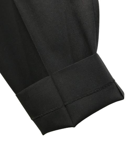 MARKAWARE（マーカウェア）MARKAWARE (マーカウェア) ORGANIC WOOL TROPICAL PEGTOP TROUSERS ブラック サイズ:1の古着・服飾アイテム