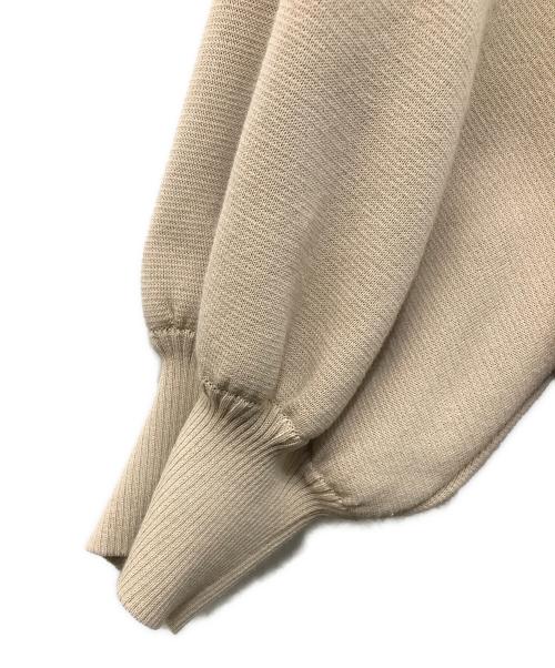 YORI（ヨリ）YORI (ヨリ) コットンパフスリーブニット ベージュ サイズ:FREEの古着・服飾アイテム