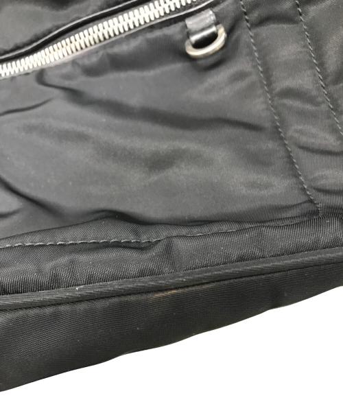 PRADA（プラダ）PRADA (プラダ) ナイロンハンドバッグ ブラックの古着・服飾アイテム