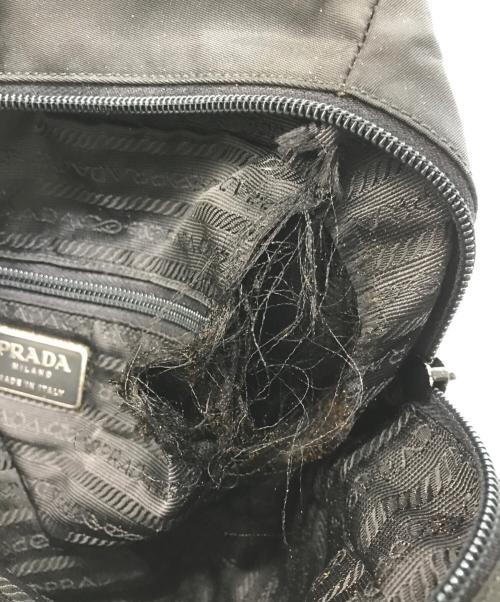 PRADA（プラダ）PRADA (プラダ) ナイロンハンドバッグ ブラックの古着・服飾アイテム