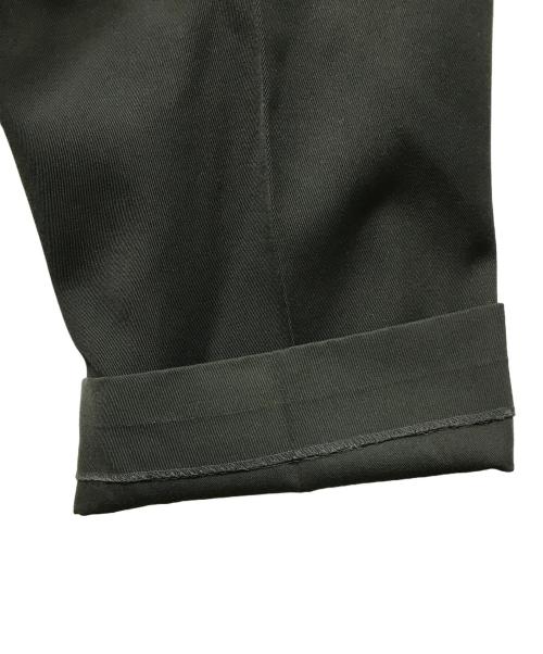 BLURHMS（ブラームス）blurhms (ブラームス) W/surge SuperWideEasy スラックス カーキ サイズ:3の古着・服飾アイテム