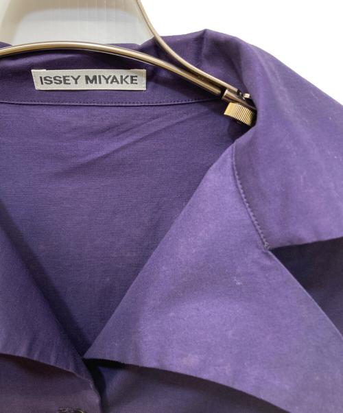 ISSEY MIYAKE（イッセイミヤケ）ISSEY MIYAKE (イッセイミヤケ) デザインシャツ パープル サイズ:2の古着・服飾アイテム