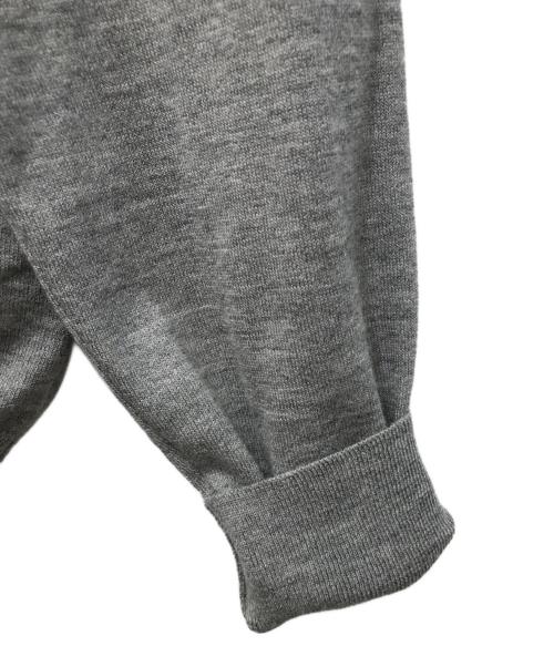 AURALEE（オーラリー）AURALEE (オーラリー) CASHMERE HARD TWIST KNIT CARDIGAN グレー サイズ:3の古着・服飾アイテム