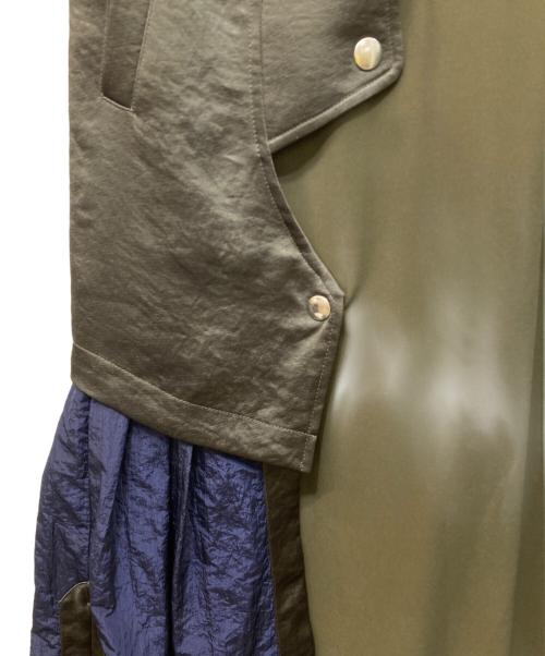 UN3D.（アンスリード）UN3D. (アンスリード) サテンコンビスカート カーキ×ネイビー サイズ:38の古着・服飾アイテム