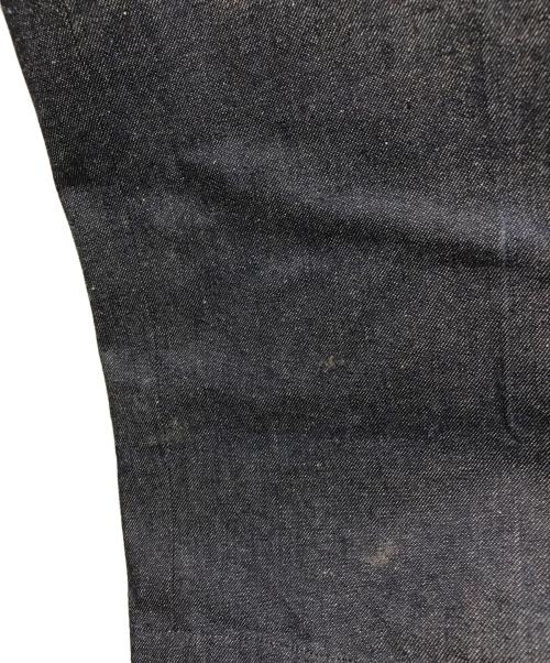 JOHN LAWRENCE SULLIVAN（ジョン ローレンス サリバン）JOHN LAWRENCE SULLIVAN (ジョン ローレンス サリバン) フロントタックワイドデニムパンツ インディゴ サイズ:44の古着・服飾アイテム