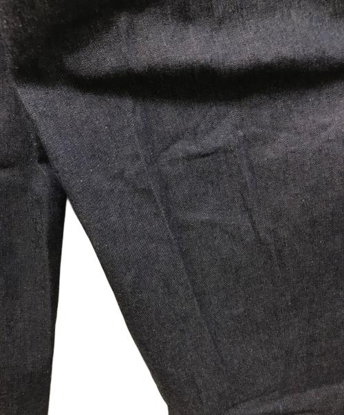 JOHN LAWRENCE SULLIVAN（ジョン ローレンス サリバン）JOHN LAWRENCE SULLIVAN (ジョン ローレンス サリバン) フロントタックワイドデニムパンツ インディゴ サイズ:44の古着・服飾アイテム