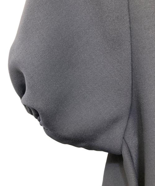 YORI（ヨリ）YORI (ヨリ) サラサラ襟付きラウス ブラック サイズ:36の古着・服飾アイテム