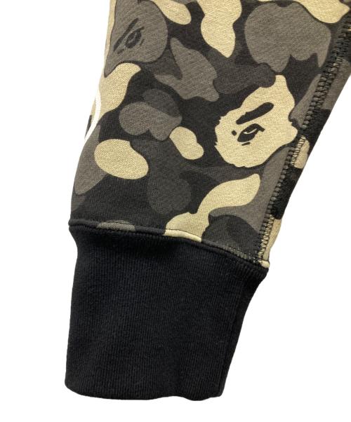 A BATHING APE（ア ベイシング エイプ）A BATHING APE (ア ベイシング エイプ) SEPARATE SHARK FULL ZIP HOODIE グレー サイズ:Sの古着・服飾アイテム