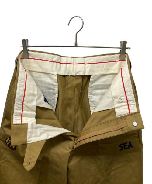 J.PRESS（ジェイプレス）J.PRESS (ジェイプレス) WIND AND SEA (ウィンダンシー) ORIGINALS TROUSERS ベージュ サイズ:30の古着・服飾アイテム