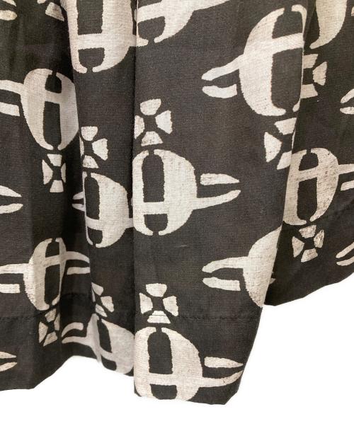 Vivienne Westwood RED LABEL（ヴィヴィアンウエストウッドレッドレーベル）Vivienne Westwood RED LABEL (ヴィヴィアンウエストウッドレッドレーベル) オーブ総柄スカート ダークグレー×ベージュ サイズ:00の古着・服飾アイテム