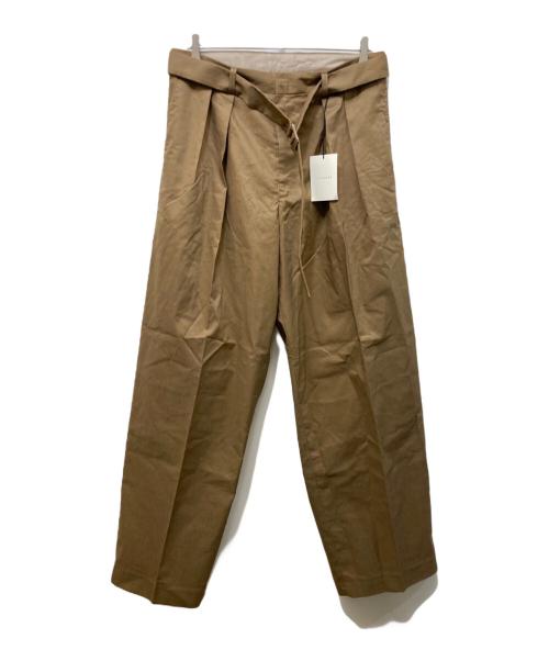 VICTIM（ヴィクティム）VICTIM (ヴィクティム) LINEN 2-TUCK SLACKS ブラウン サイズ:2 未使用品の古着・服飾アイテム